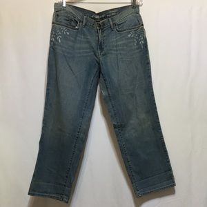 EDDIE BAUER DISTRESSED BOYFRIEND JEANS